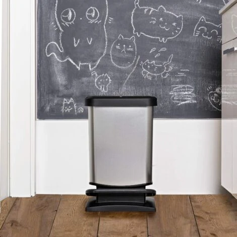 Rotho Pattumiera “Paso”, 20 Litri, Bidone Blocca Odori – 29.3x26.6x45.7 Cm Cestino In Materiale Plastico (PP) Effetto Acciaio Inox, Con Meccanismo A Pedale Per Aprire Il Bidone 4 Rotho Pattumiera “Paso”, 20 Litri, Bidone Blocca Odori – 29.3x26.6x45.7 Cm Cestino In Materiale Plastico (PP) Effetto Acciaio Inox, Con Meccanismo A Pedale Per Aprire Il Bidone - immagine 4