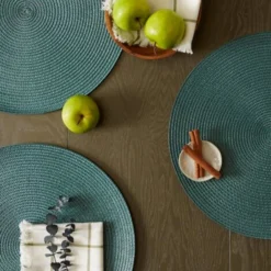 MINKUROW Set Di 4 Tappetini Da Tavolo Rotondi Intrecciati In PP Lavabili E Resistenti Al Calore 38 Cm (Verde Scuro) -Wenko Negozio 69788126 3