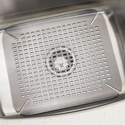 IDesign Tappetino Lavandino, Tappetino Lavello Cucina Grande In Plastica PVC, Accessori Lavello E Lavandino Con Fori Di Scolo, Grigio -Wenko Negozio 70671125 4